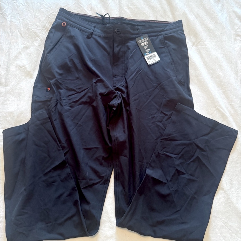 Men’s black Salt Life SLX offshore performance fishing pants